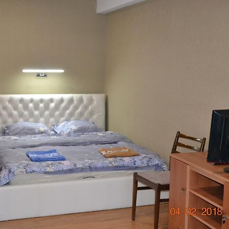 Apartment On Ikalto 8 Tbilisi ภายนอก รูปภาพ