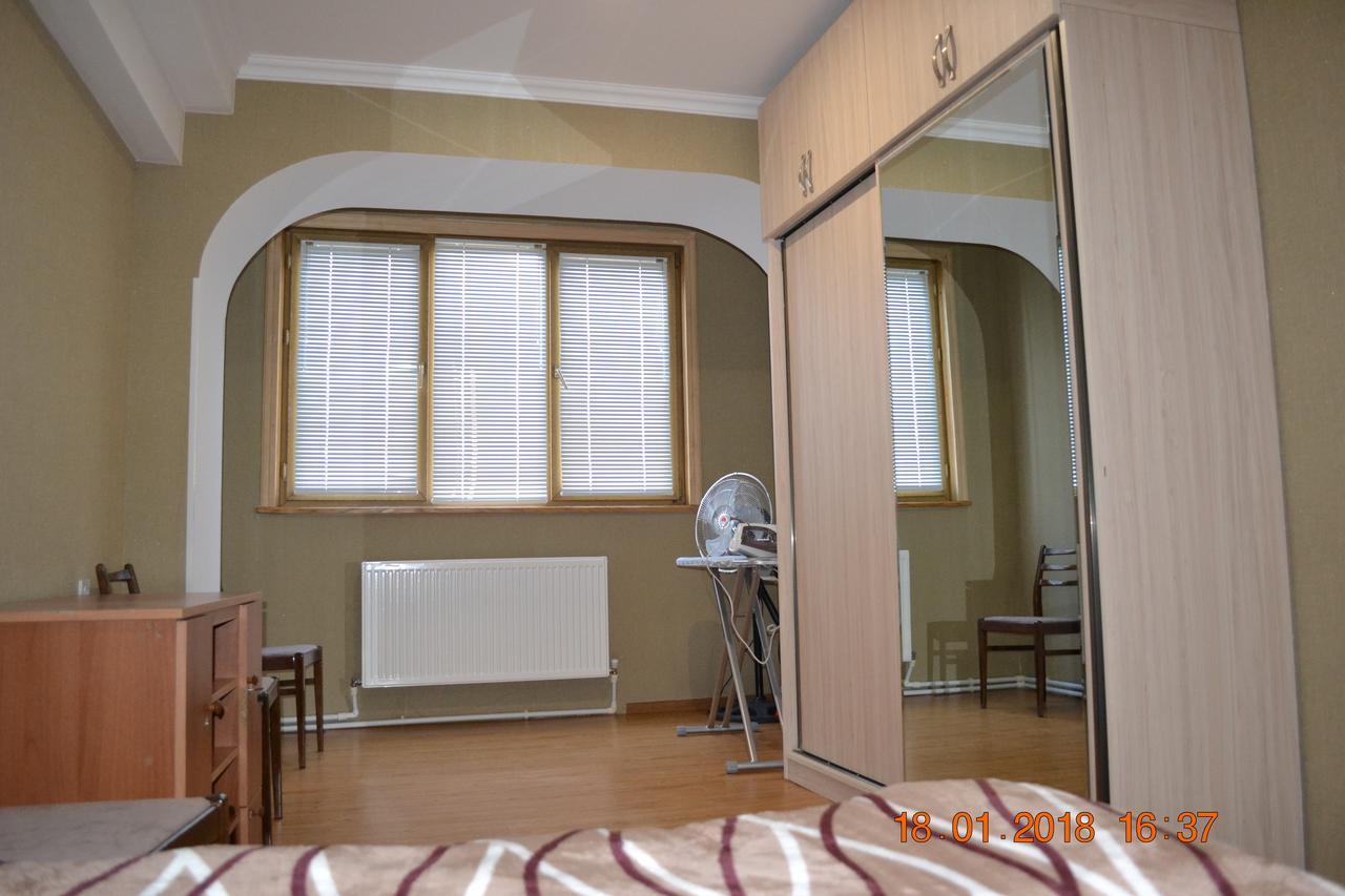 Apartment On Ikalto 8 Tbilisi ภายนอก รูปภาพ