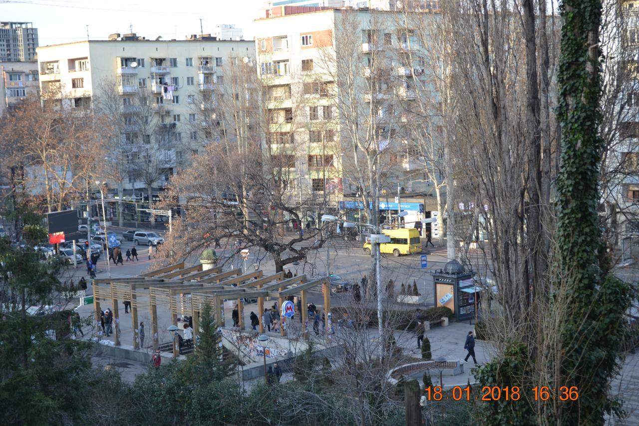 Apartment On Ikalto 8 Tbilisi ภายนอก รูปภาพ