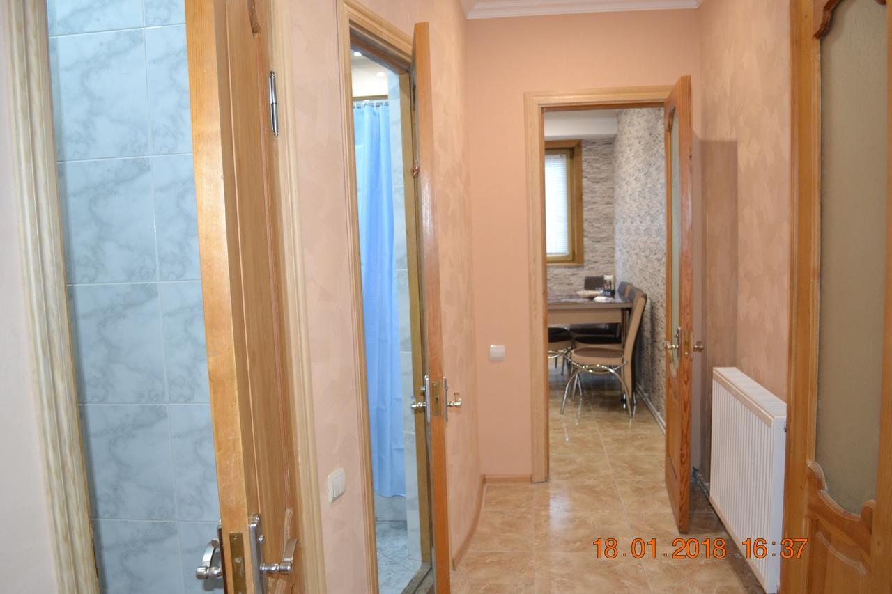 Apartment On Ikalto 8 Tbilisi ภายนอก รูปภาพ