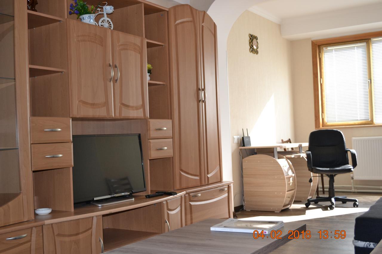 Apartment On Ikalto 8 Tbilisi ภายนอก รูปภาพ